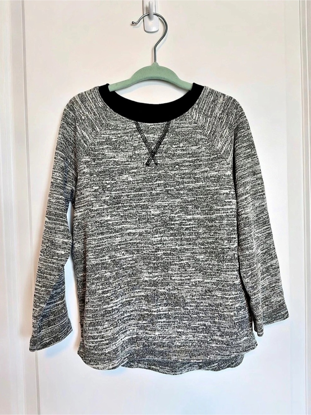 Cat & Jack Toddler Boys 3T Marled Gray Lightweight Sweater
- Like New